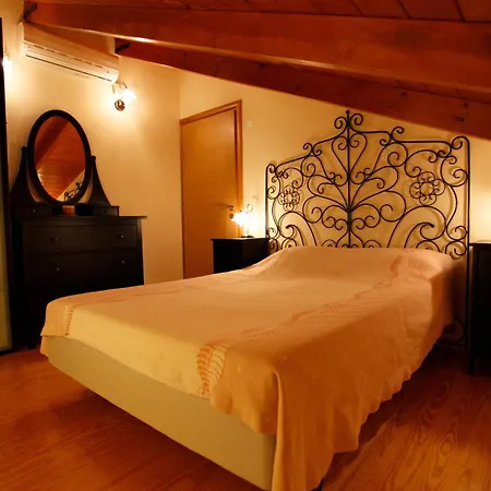 Hotel de apartamente Odeon Vasiliki