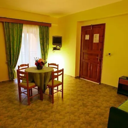 Appart hôtel Odeon 3*